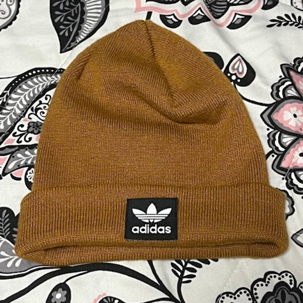 One size Adidas beanie hat
